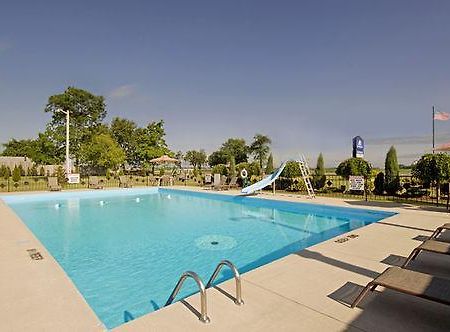 Milan Garden Inn Thorold Konforlar fotoğraf